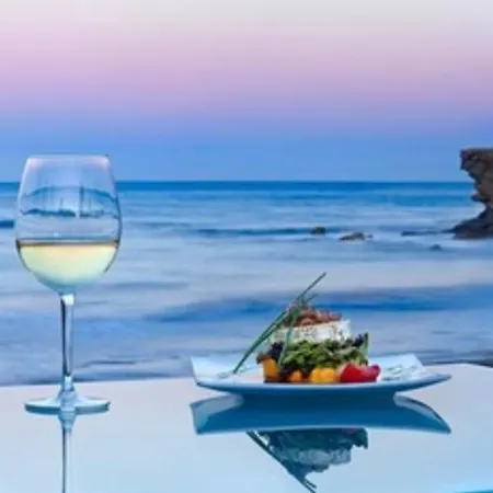 Mi Capricho 3-5 Beachfront- With Sea Views In Costa Del Sol Sitio de Calahonda