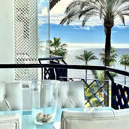Mi Capricho 3-5 Beachfront- With Sea Views In Costa Del Sol *
