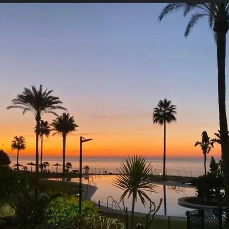 Mi Capricho 3-5 Beachfront- With Sea Views In Costa Del Sol